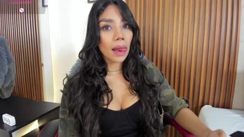 Snapshot of yourcutemolly chatting on 12.14.24 Selena online show from 12.14.24