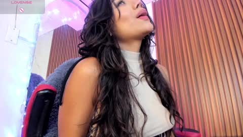 Snapshot of yourcutemolly chatting on 12.28.24 Selena online show from 12.28.24