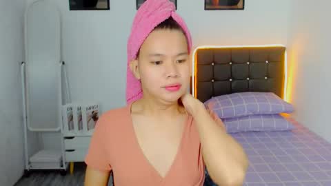yourcuteprincess_ online show from 06.04.26