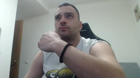 Snapshot of yourdreamdickk chatting on 01.21.25 DickFromDreams online show from 01.21.25