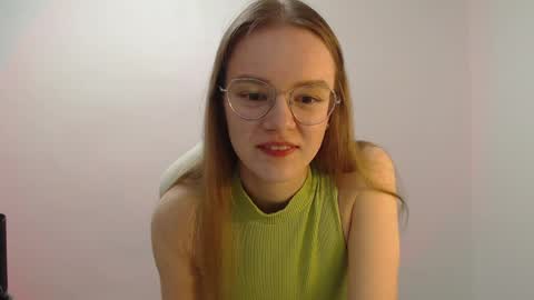 Snapshot of yourdreamray chatting on 05.31.26 Lana online show from 05.31.26