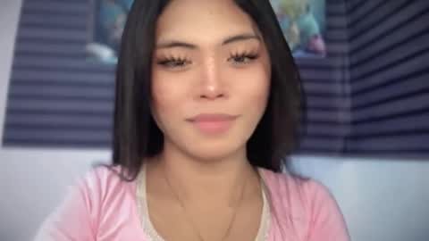 Snapshot of yourehot_pretty chatting on 05.14.26 Do read my bio online show from 05.14.26