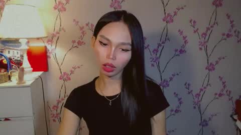 Snapshot of yourfavoratericcie chatting on 09.30.25 RICCIE MAE online show from 09.30.25