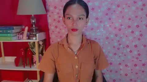 Snapshot of yourfavoratericcie chatting on 11.10.25 RICCIE MAE online show from 11.10.25