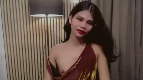 Vivian online show from 11.18.25