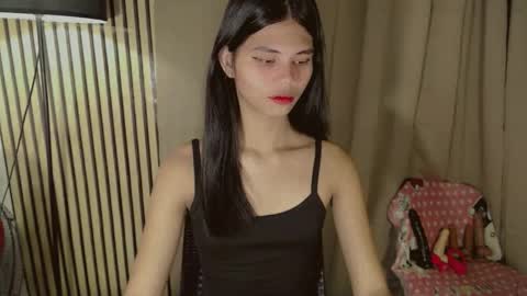 Vivian online show from 02.17.26