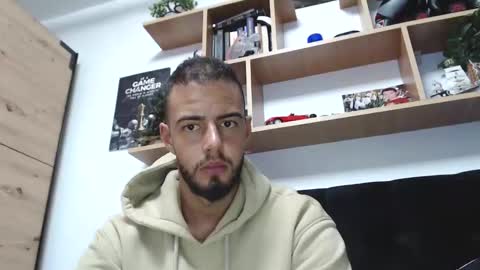 Snapshot of yourfavoritetallboy chatting on 11.05.25 yourfavoritetallboy online show from 11.05.25