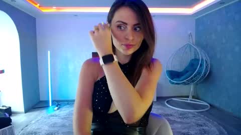 call meKira online show from 07.02.26