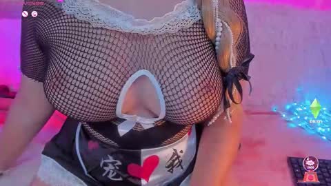 Snapshot of yourgirl11555 chatting on 09.25.25 Liza online show from 09.25.25