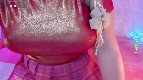 Snapshot of yourgirl11555 chatting on 11.10.25 Liza online show from 11.10.25