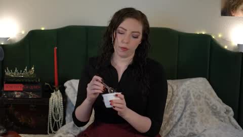 Snapshot of yourgirlsarlei chatting on 11.02.25 Sarlei Sar-uh-lie online show from 11.02.25