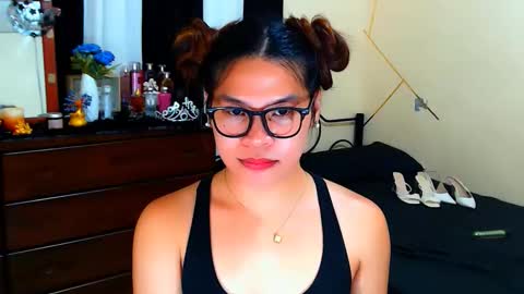 yourgoddesscruella online show from 03.26.26