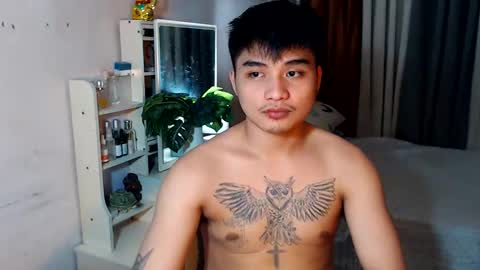 Snapshot of yourhandsome_hunk chatting on 06.02.26 Paul online show from 06.02.26