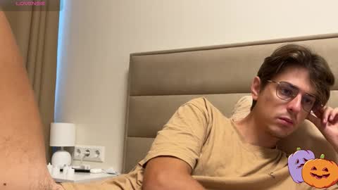 Chris online show from 10.28.25