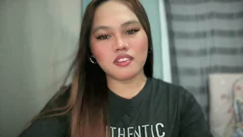 yourhotgirl_lyn online show from 07.03.26