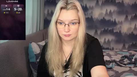 Snapshot of yourjessy chatting on 11.01.25 yourjessy online show from 11.01.25
