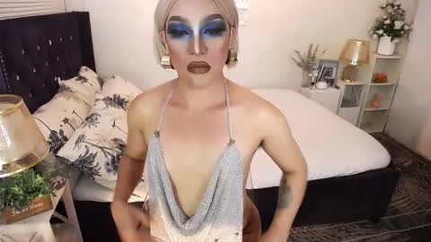 --               online show from 11.11.25