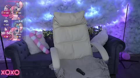 L O L A online show from 01.08.25