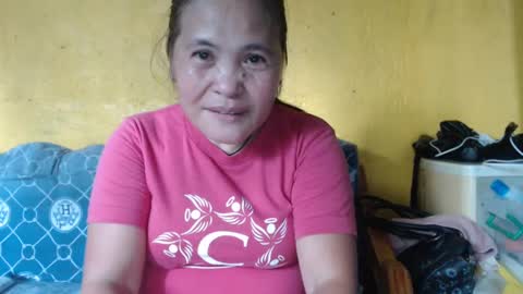 Snapshot of yourlove_regine chatting on 01.08.25 Regine online show from 01.08.25