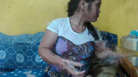 Snapshot of yourlove_regine chatting on 01.13.25 Regine online show from 01.13.25