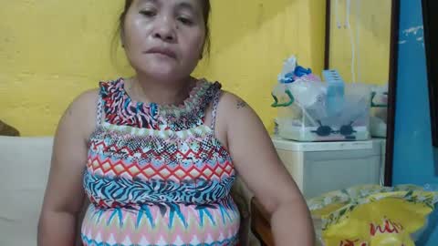 Snapshot of yourlove_regine chatting on 01.16.25 Regine online show from 01.16.25