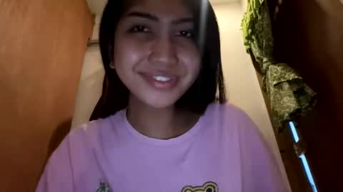 yourlovebella88 online show from 12.05.25