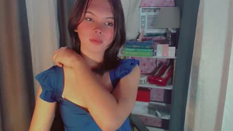 Snapshot of yourlovekylie chatting on 03.02.26 KYLIE MORE online show from 03.02.26