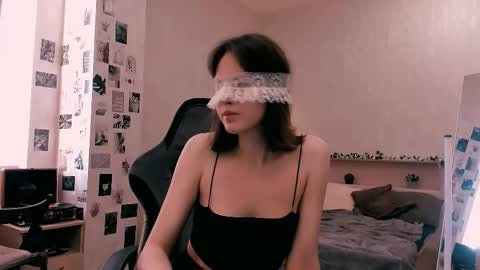 Nikol online show from 09.13.25