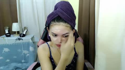 your lovely Dina online show from 03.12.25