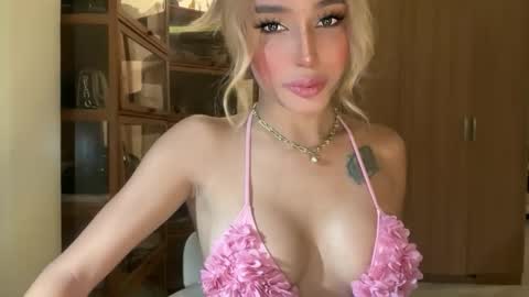 Pearl online show from 10.05.25