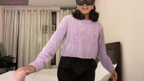 YourNewKink online show from 11.15.25