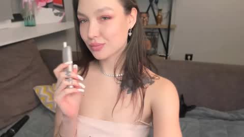 Snapshot of yournika chatting on 02.24.25 Nika online show from 02.24.25