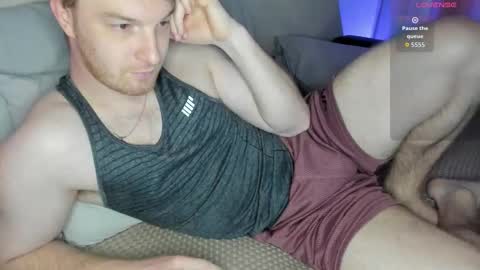 Snapshot of yournomad chatting on 10.20.25 Your Nomad online show from 10.20.25