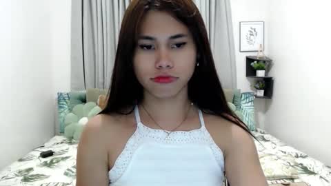 yourprettyblythe_ts online show from 12.21.25