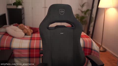 Snapshot of yours_anastasia chatting on 01.11.26 Anastasia online show from 01.11.26