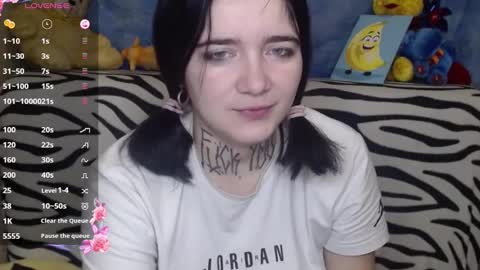 Snapshot of yours_good_mood chatting on 12.17.24 Im - DANI .insta - hardblade1 online show from 12.17.24