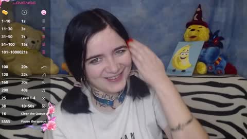 Snapshot of yours_good_mood chatting on 12.18.24 Im - DANI .insta - hardblade1 online show from 12.18.24