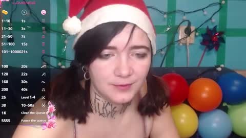 Snapshot of yours_good_mood chatting on 12.27.24 Im - DANI .insta - hardblade1 online show from 12.27.24