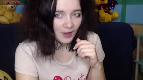 Snapshot of yours_good_mood chatting on 01.31.25 Im - DANI .insta - hardblade1 online show from 01.31.25
