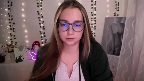 Happy online show from 10.21.25