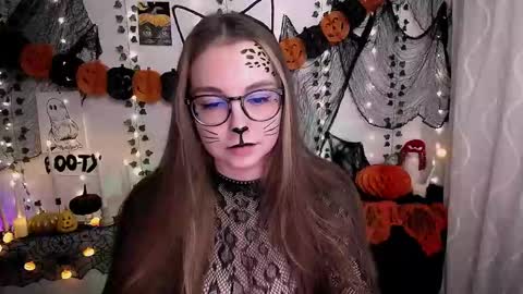 Happy online show from 10.28.25