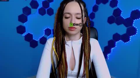 yours_sunny online show from 11.30.25