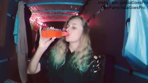 Snapshot of yoursecretgirlfriend963 chatting on 12.25.24 AsiaGoesPro - On All Socials online show from 12.25.24