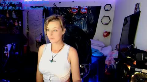 Snapshot of yoursecretgirlfriend963 chatting on 02.07.25 AsiaGoesPro - On All Socials online show from 02.07.25