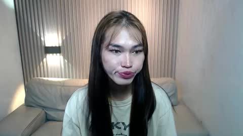    online show from 11.05.25