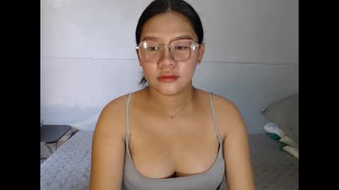 Snapshot of yoursexy_reb chatting on 02.02.26 yoursexy_reb online show from 02.02.26