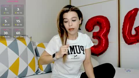 Snapshot of yoursoul_mila chatting on 03.10.25 yoursoul_mila online show from 03.10.25