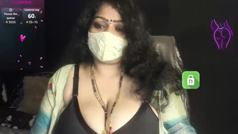 Snapshot of yourss_preethy chatting on 10.22.25 preethy online show from 10.22.25