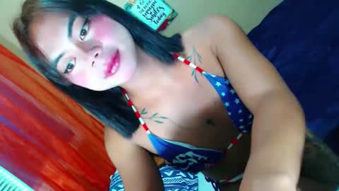 Snapshot of yoursweetfucking_andrea chatting on 11.29.25 yoursweetfucking_andrea online show from 11.29.25