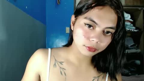 Snapshot of yoursweetfucking_andrea chatting on 12.14.25 yoursweetfucking_andrea online show from 12.14.25